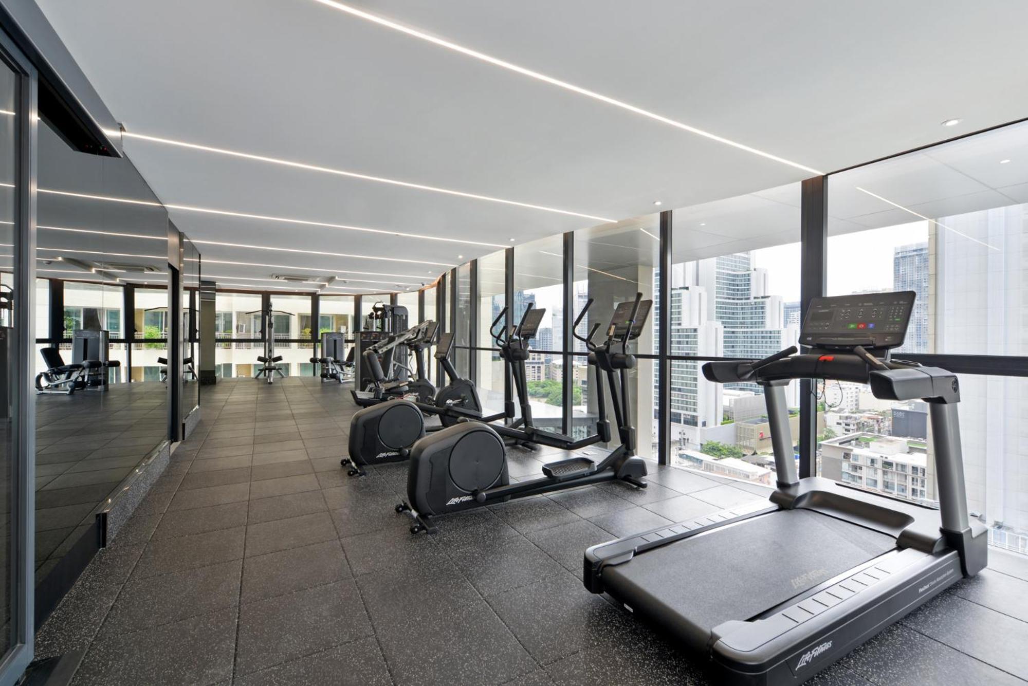 Gm Estate Hotel And Executive Apartments Sukhumvit 20 Bangkok Bagian luar foto